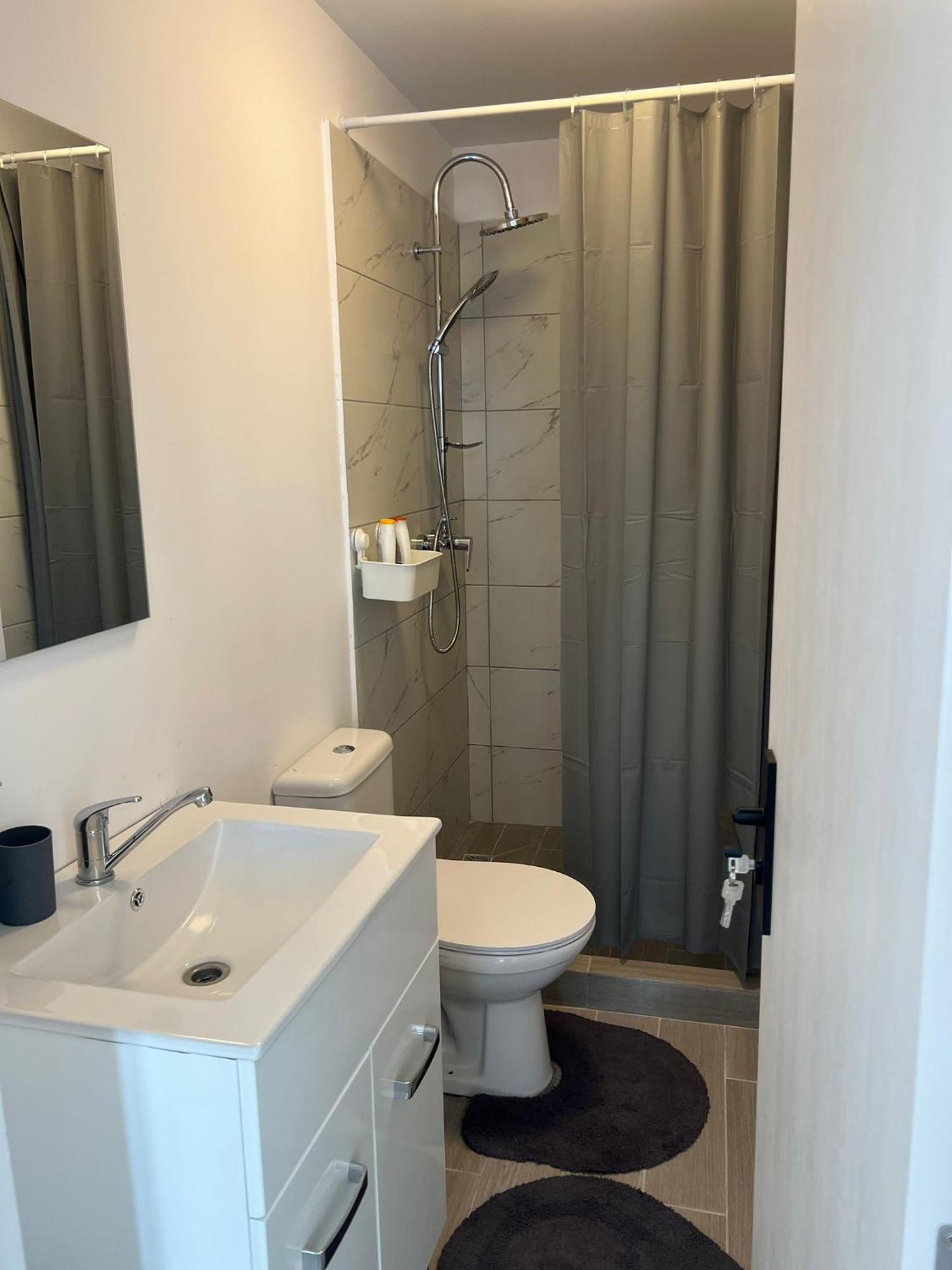 Lala Home Oradea Buitenkant foto